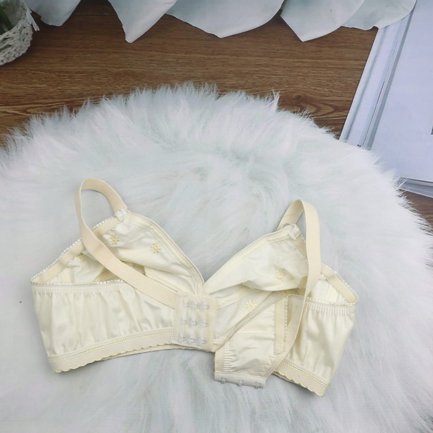 Pack of 4 Star Embroidery Cotton Bra